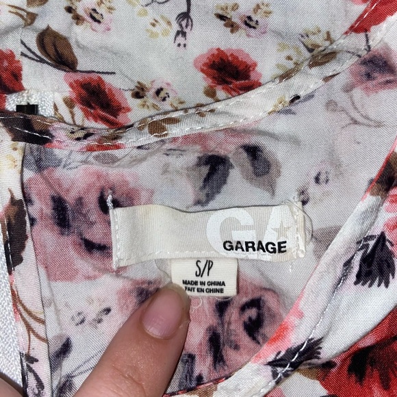 Garage Floral Peplum Tank Top Size Small Zipper White Pink - Picture 4 of 6